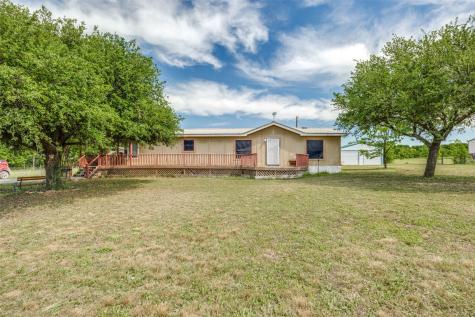 843 County Road 4900 Trenton TX 75490