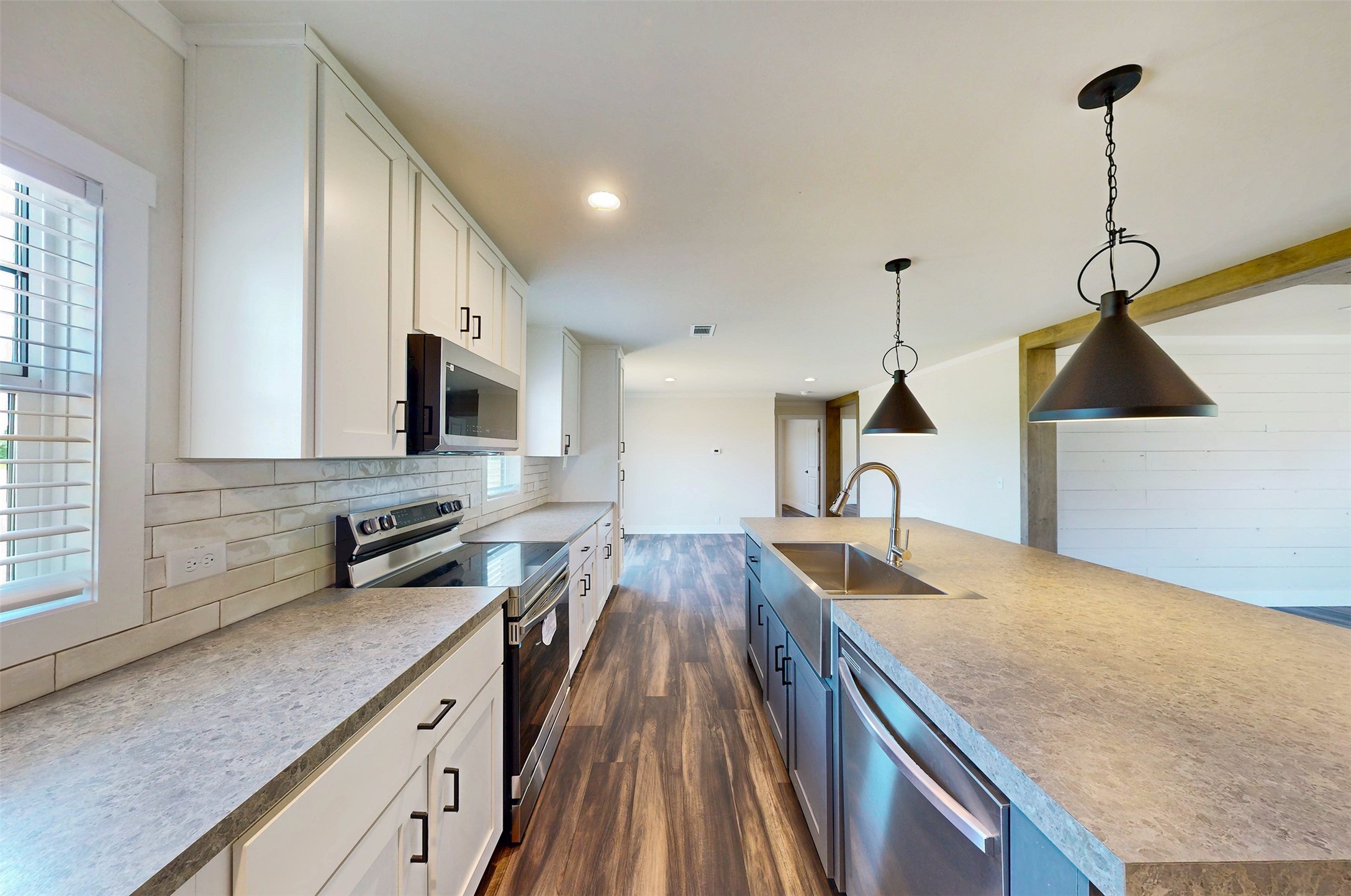 208 Vz County Road 1220 Grand Saline TX 75140