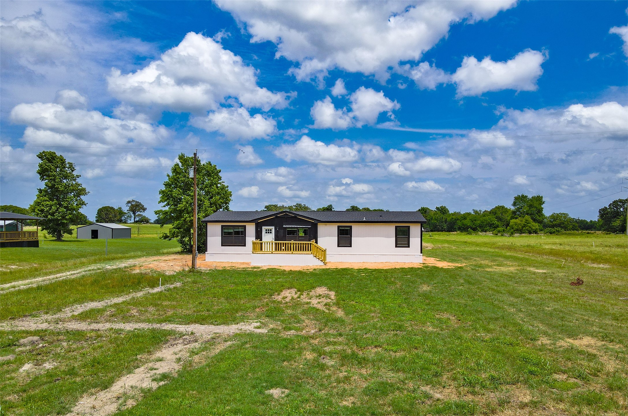 208 Vz County Road 1220 Grand Saline TX 75140