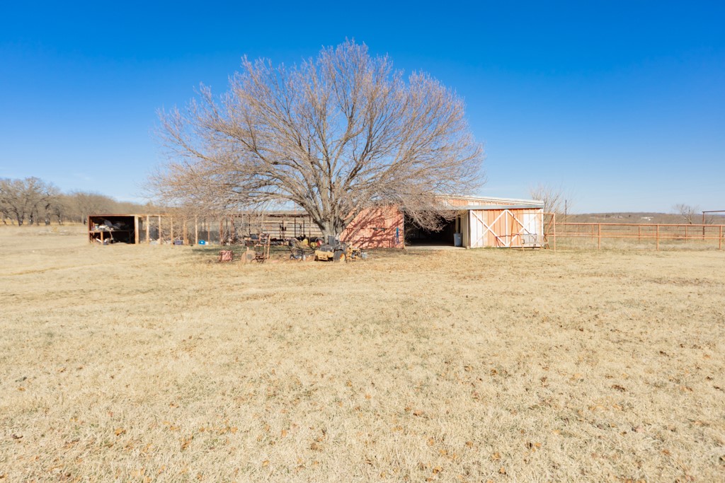 474 Hanging Tree Road Bowie TX 76230