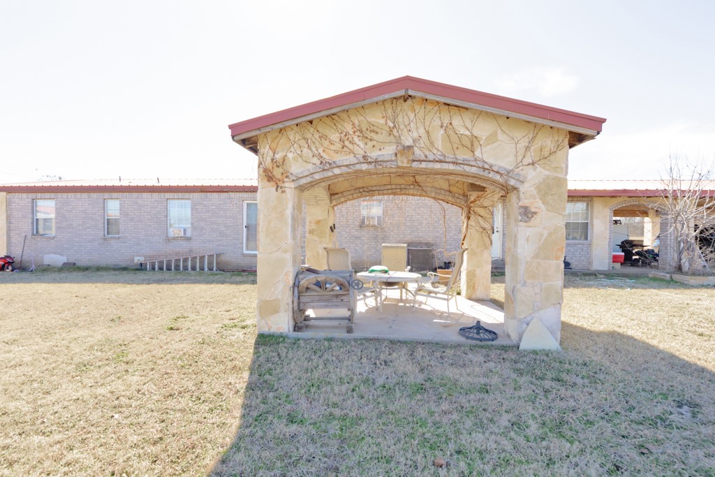 474 Hanging Tree Road Bowie TX 76230
