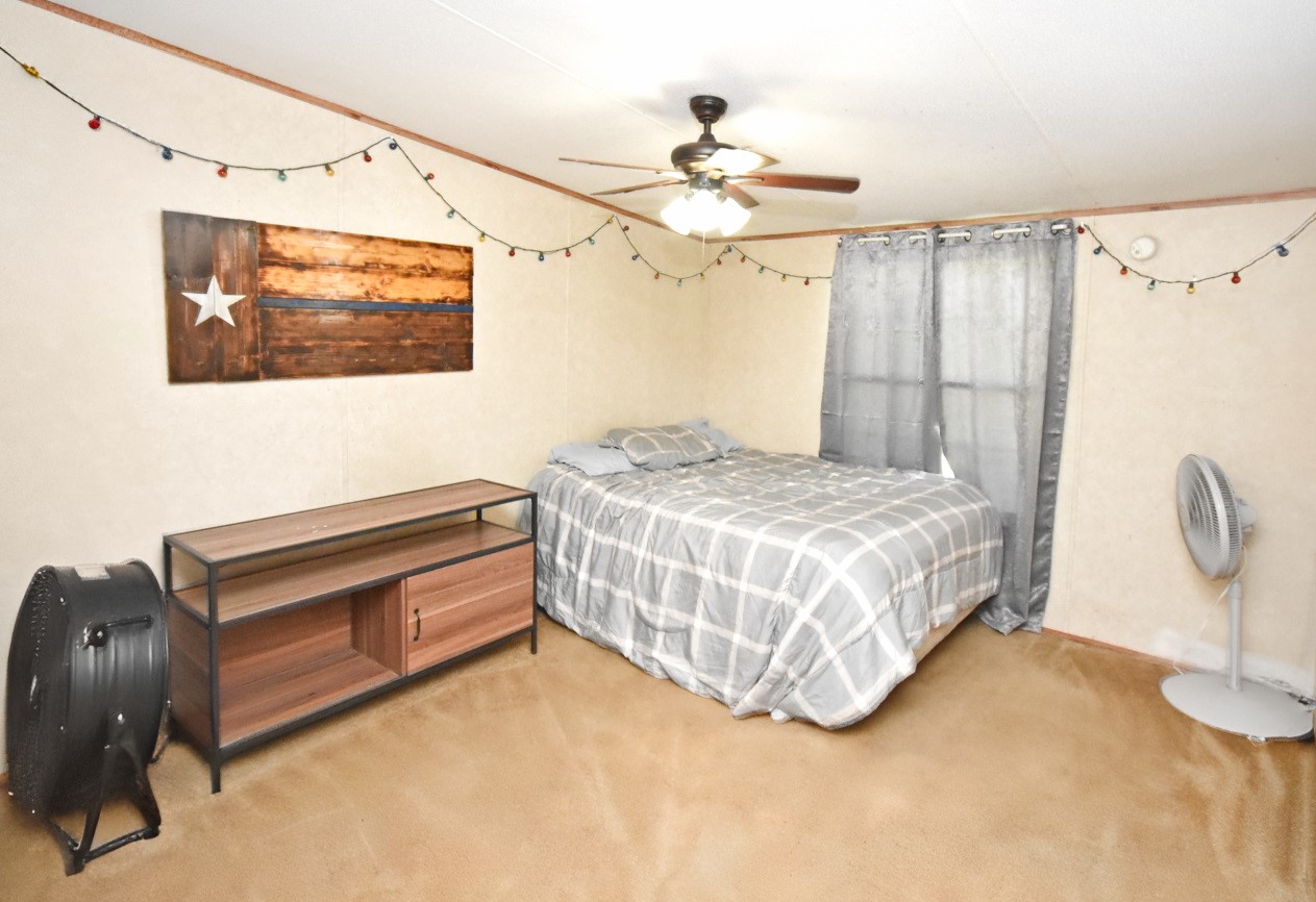 374 Farm Road 1567 W Yantis TX 75497