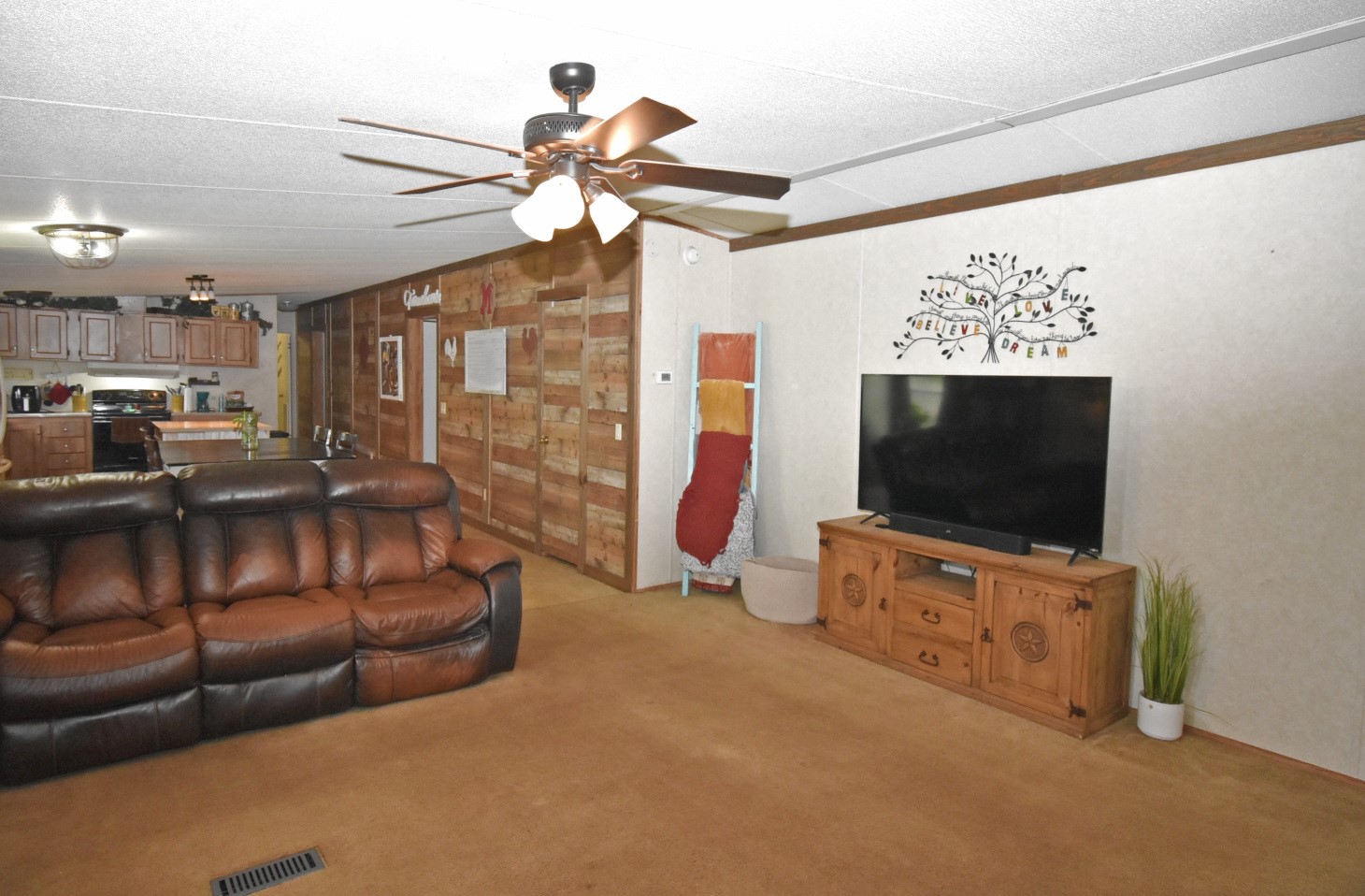 374 Farm Road 1567 W Yantis TX 75497