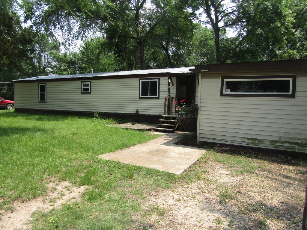 212 E South Way Drive Mabank TX 75147