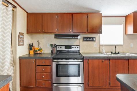 247 N Lake Street Axtell TX 76624