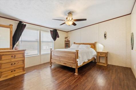 247 N Lake Street Axtell TX 76624