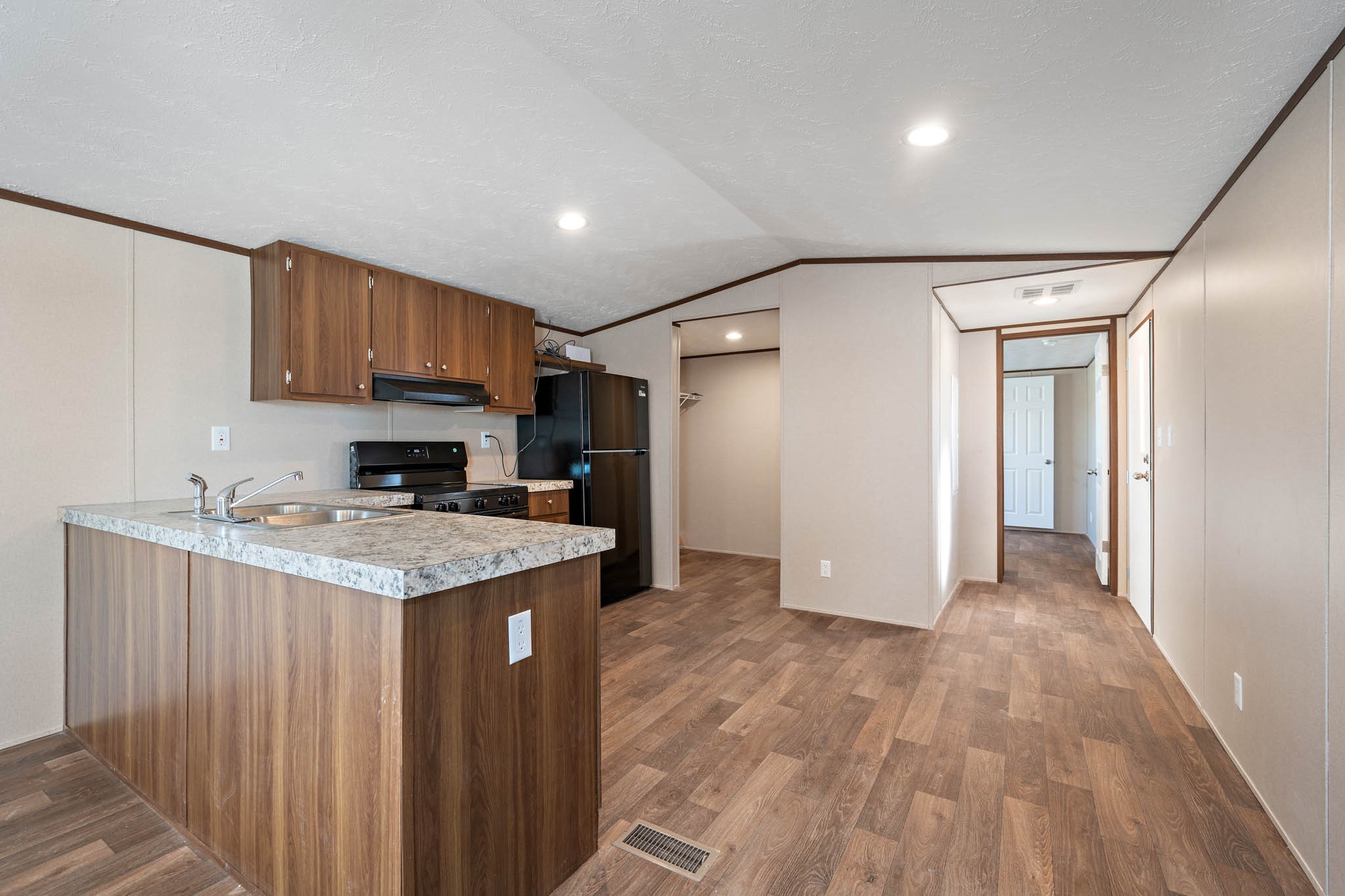 703 Sun Land Circle Dawson TX 76639