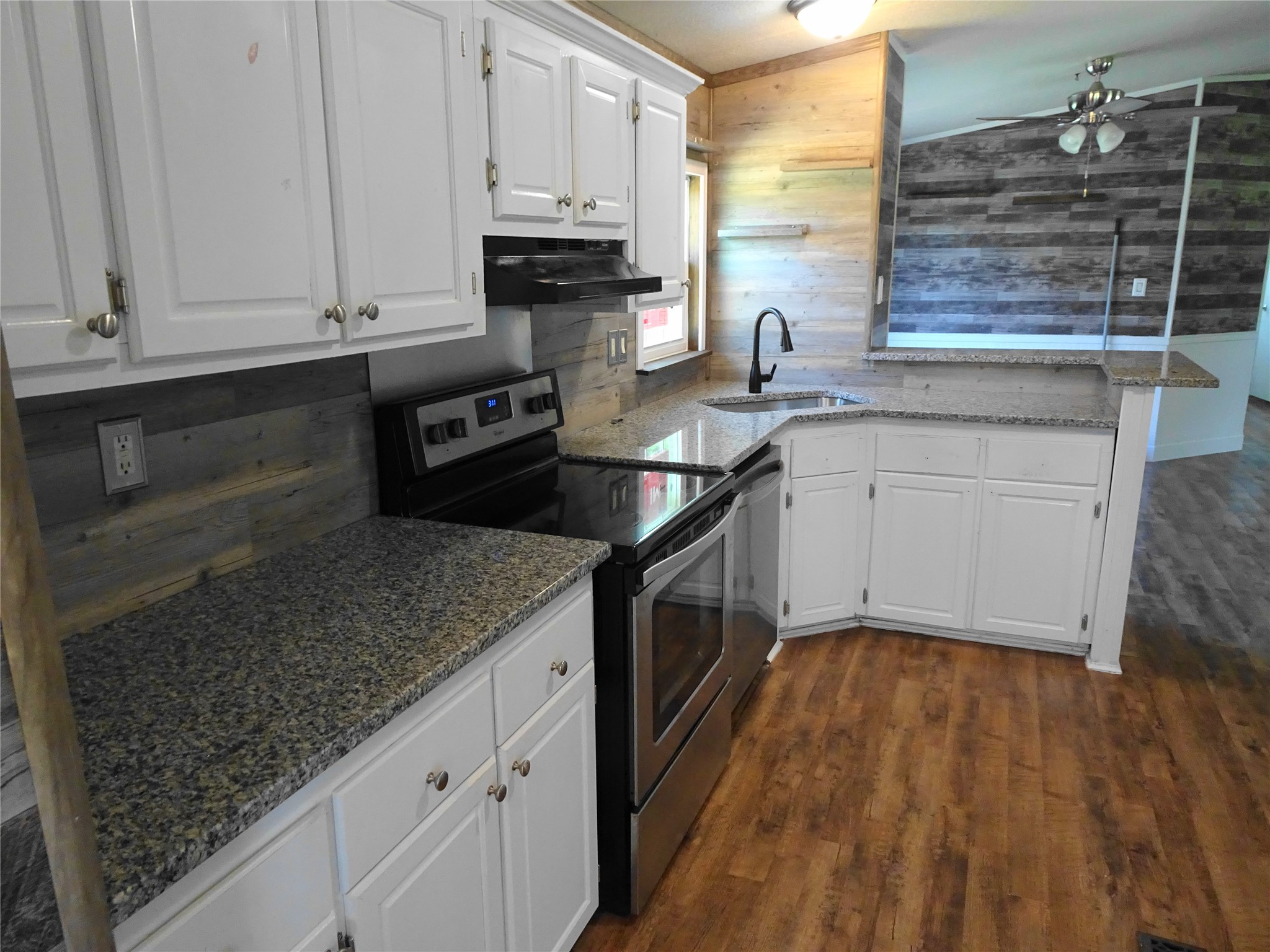 2315 Balboa Court Granbury TX 76048