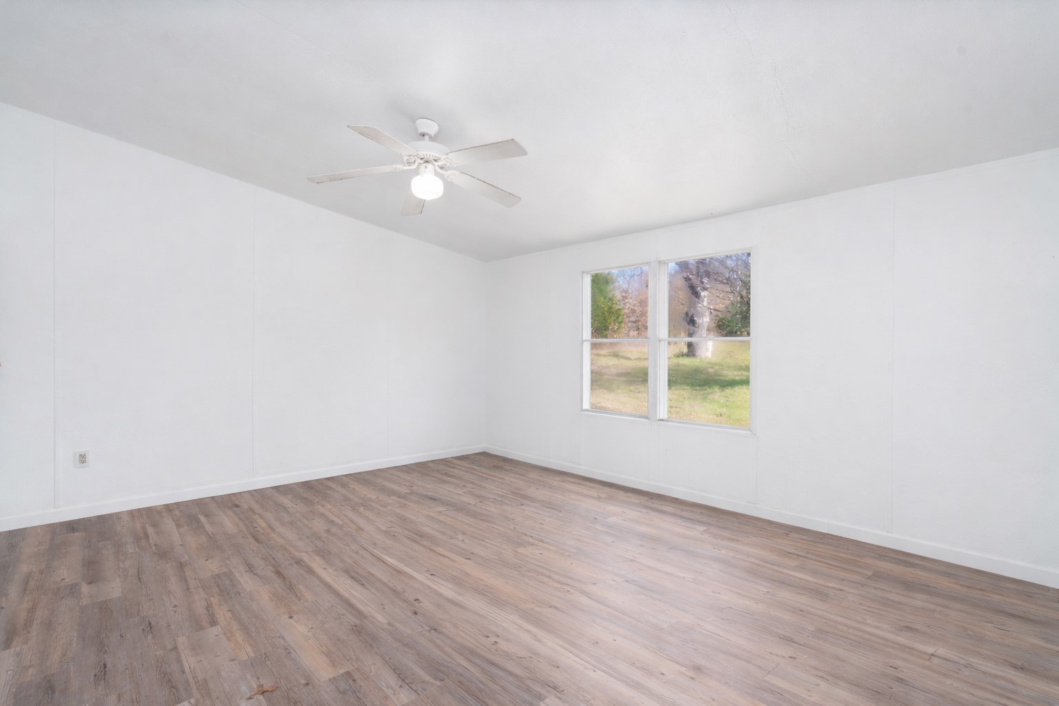 9135 Private Road 5204 Athens TX 75751