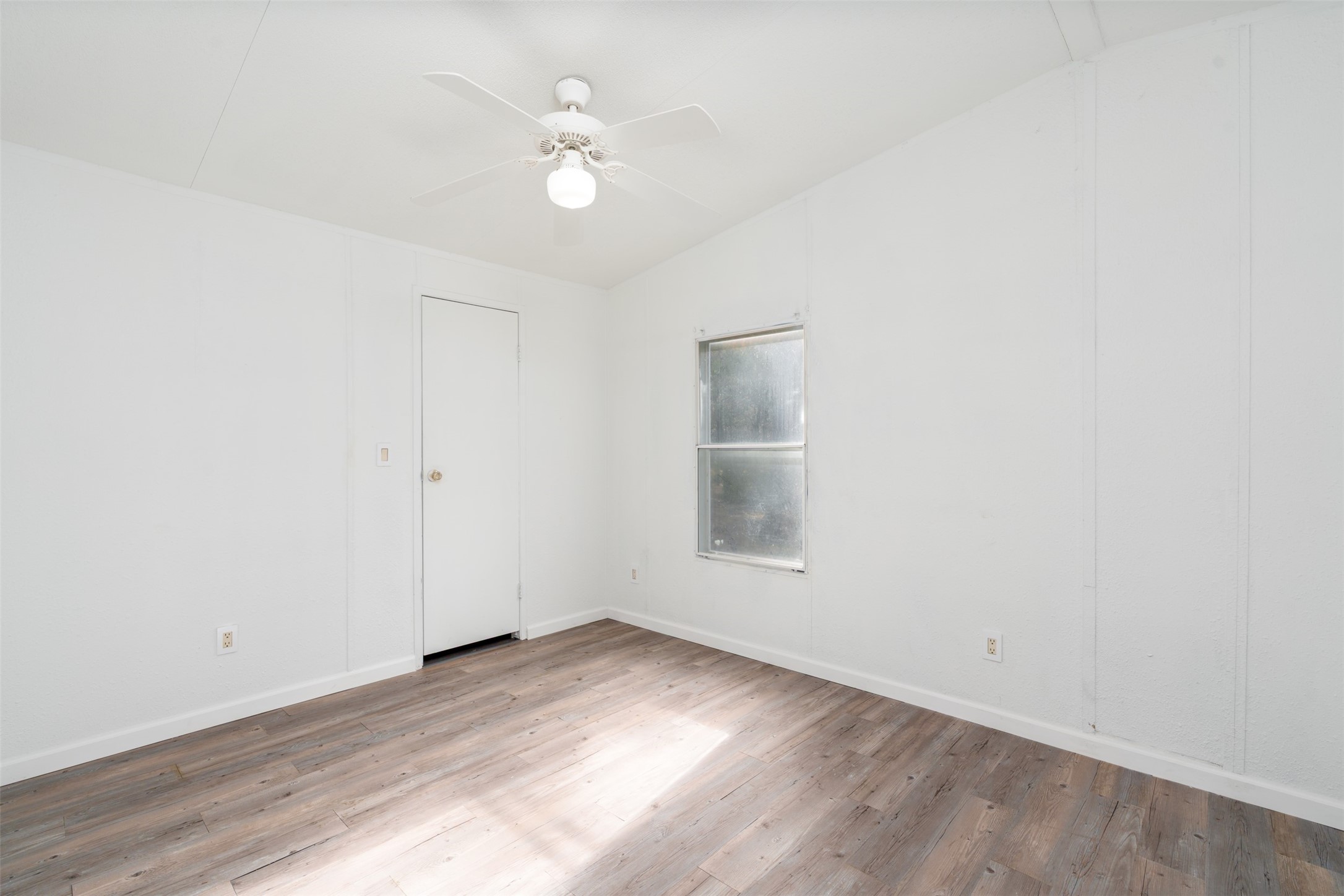 9135 Private Road 5204 Athens TX 75751
