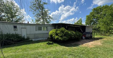 1103 Long Street Gladewater TX 75647