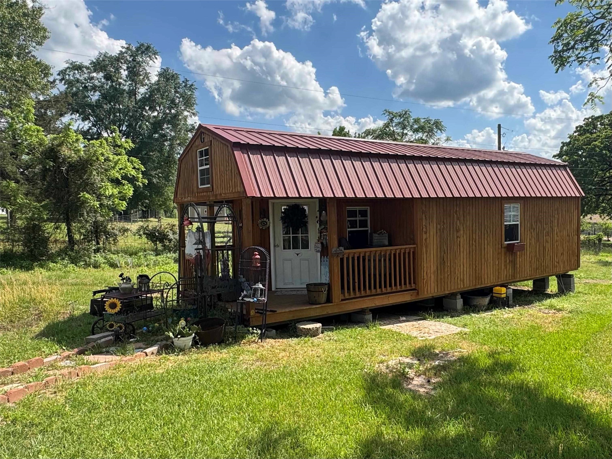 1103 Long Street Gladewater TX 75647