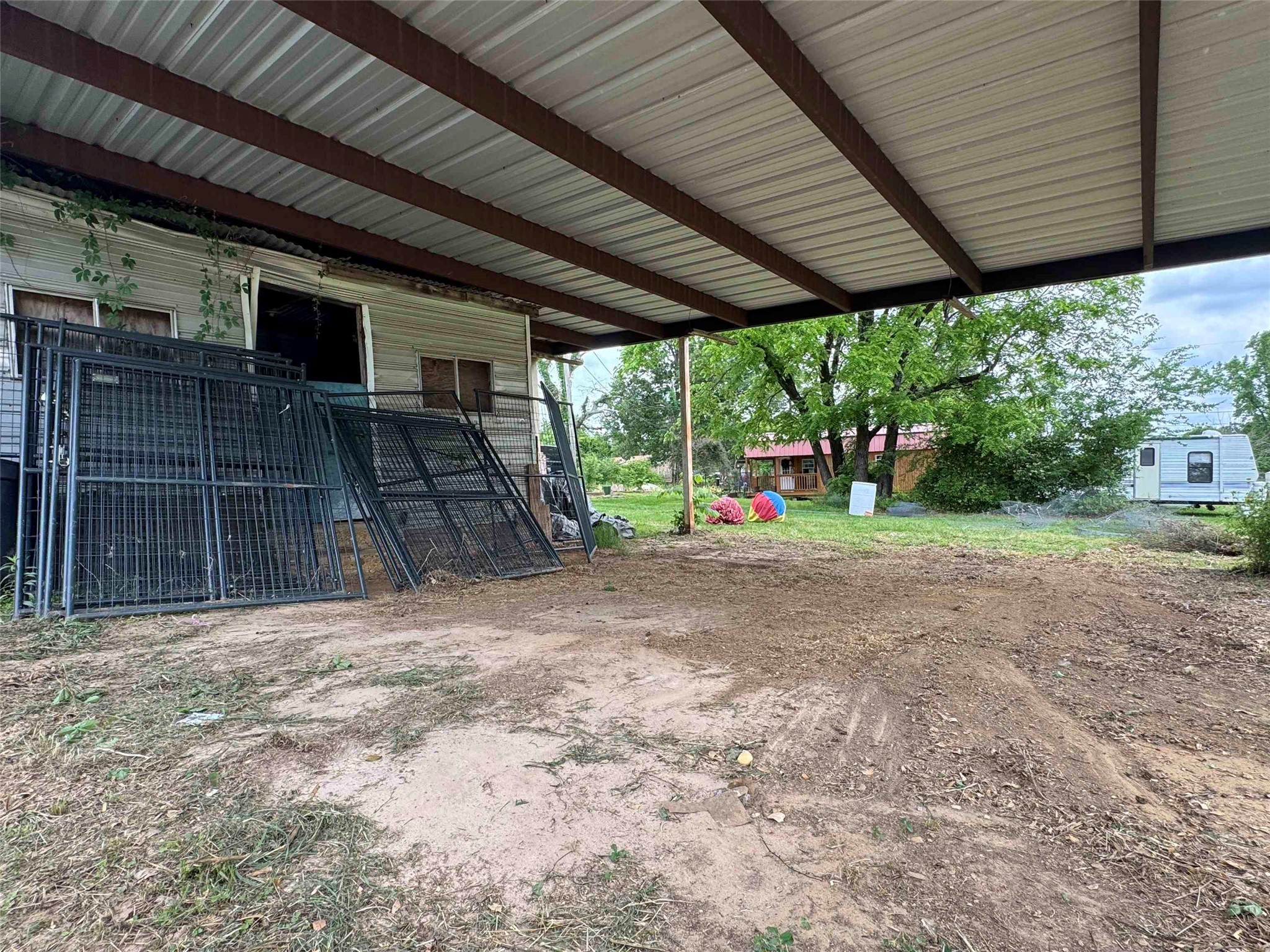 1103 Long Street Gladewater TX 75647