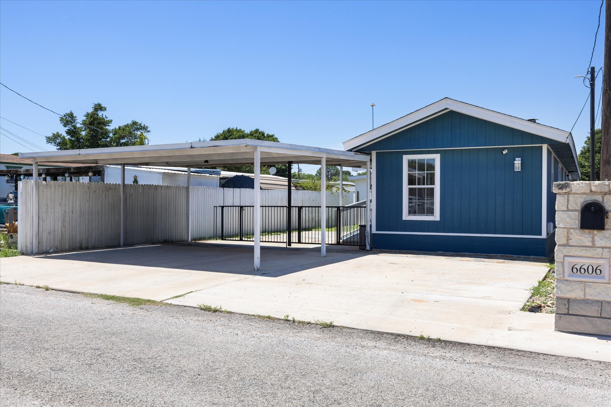 6606 Ashley Court Granbury TX 76049