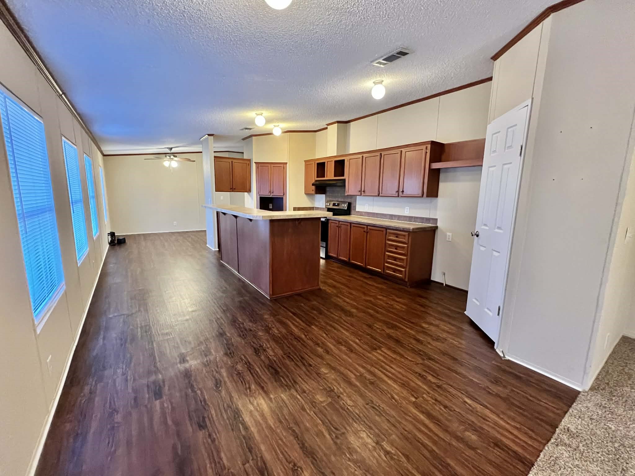 1085 Highland Circle Springtown TX 76082