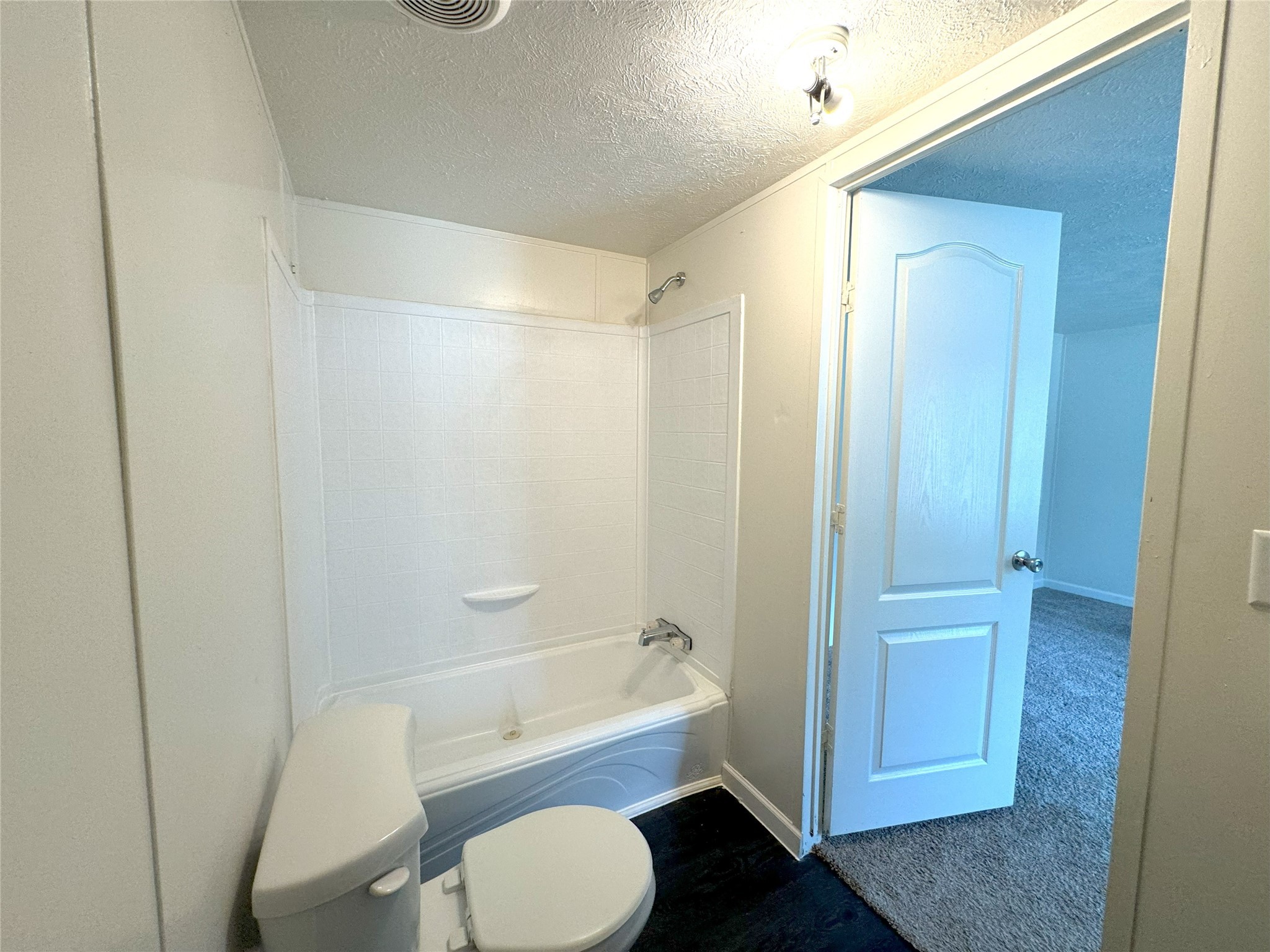 2087 Meadow Road Kerens TX 75144