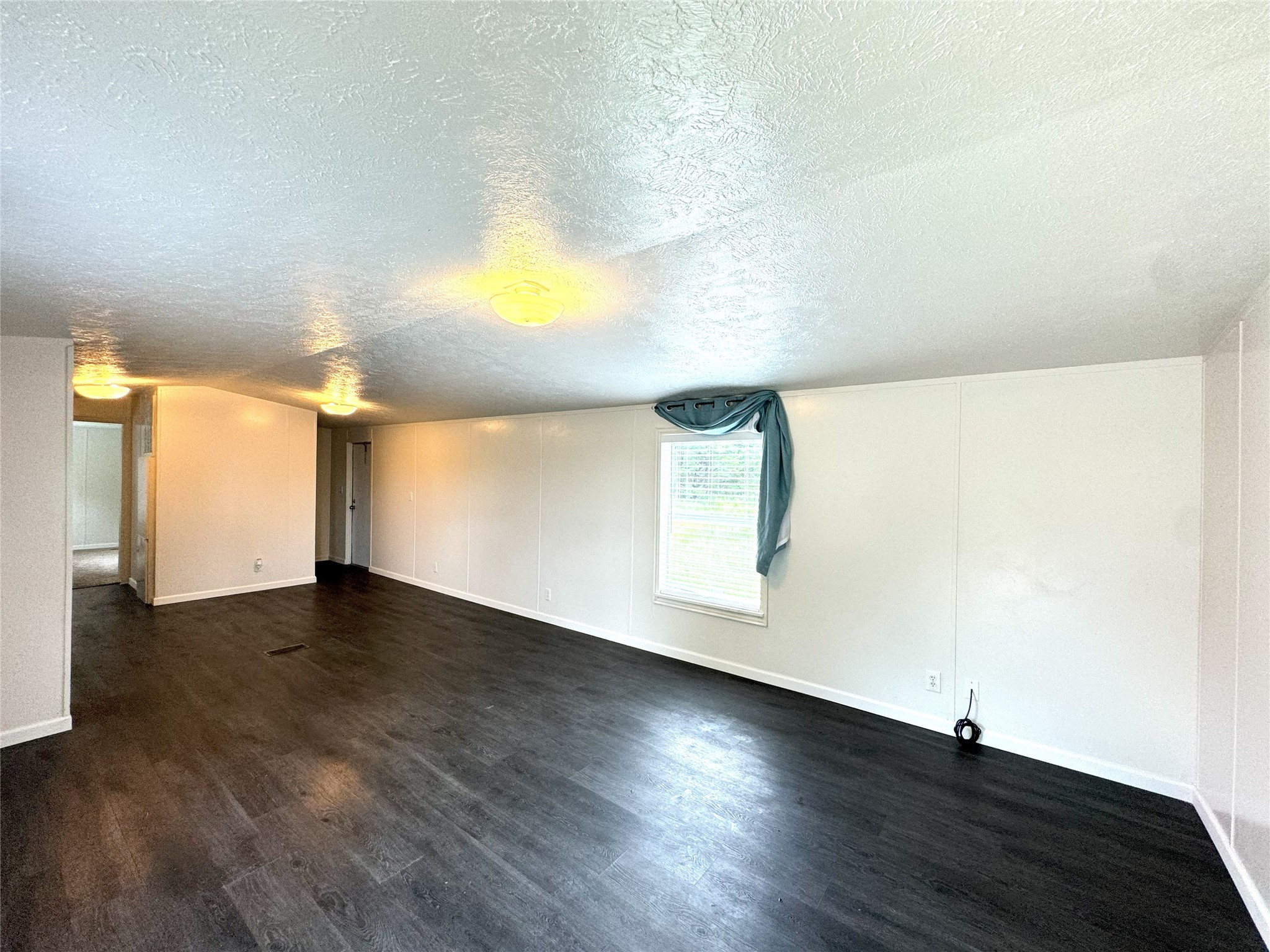 2087 Meadow Road Kerens TX 75144