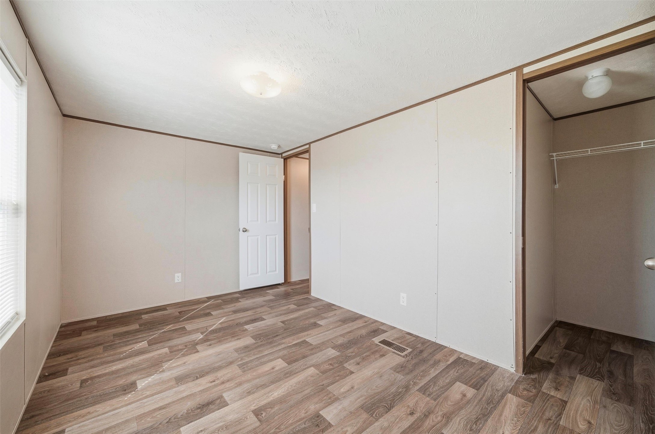 205 E Park Street Frost TX 76641