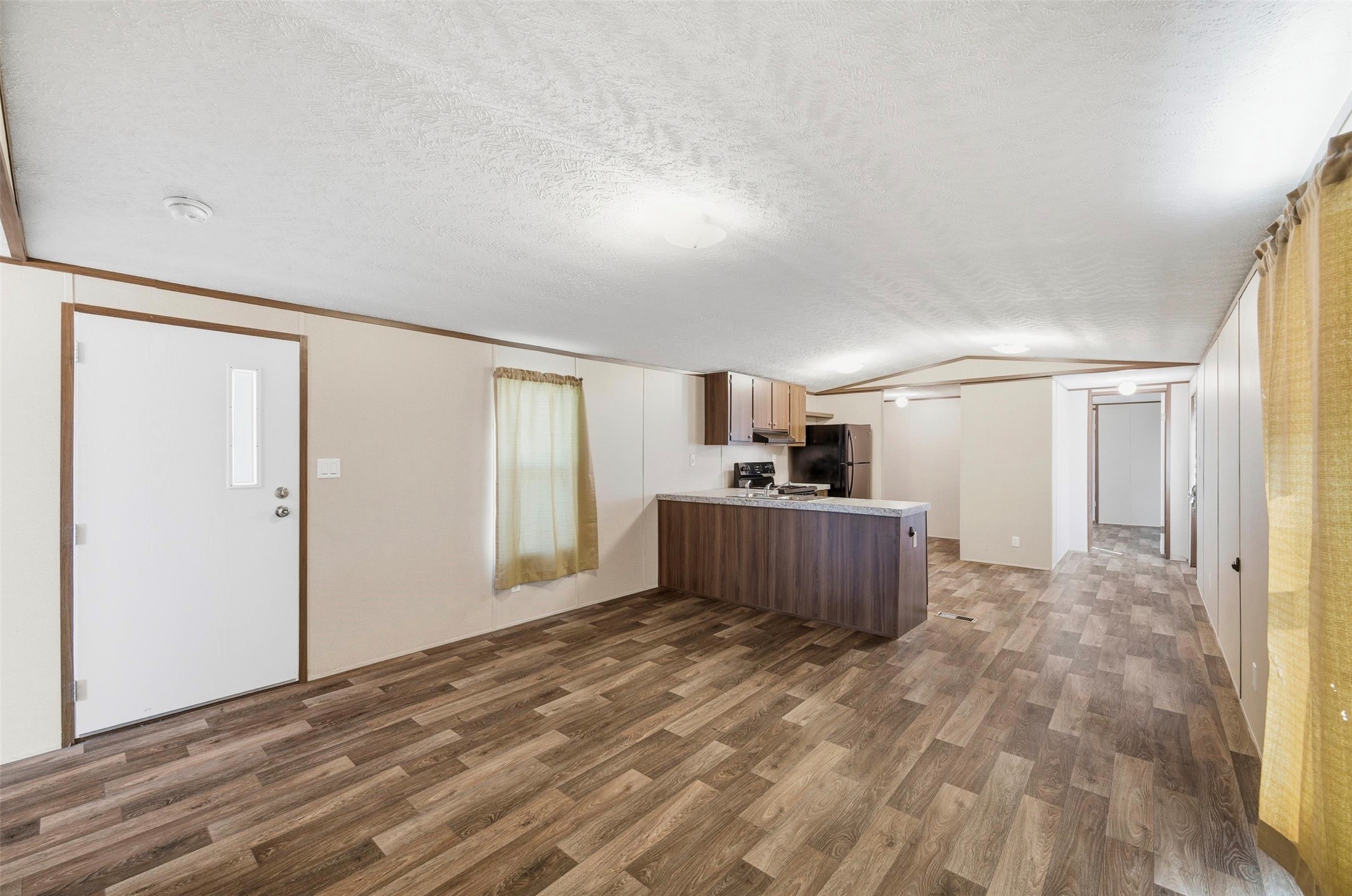 205 E Park Street Frost TX 76641