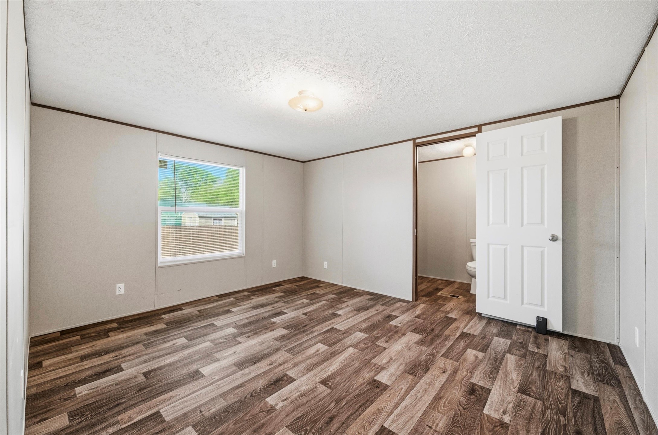205 E Park Street Frost TX 76641
