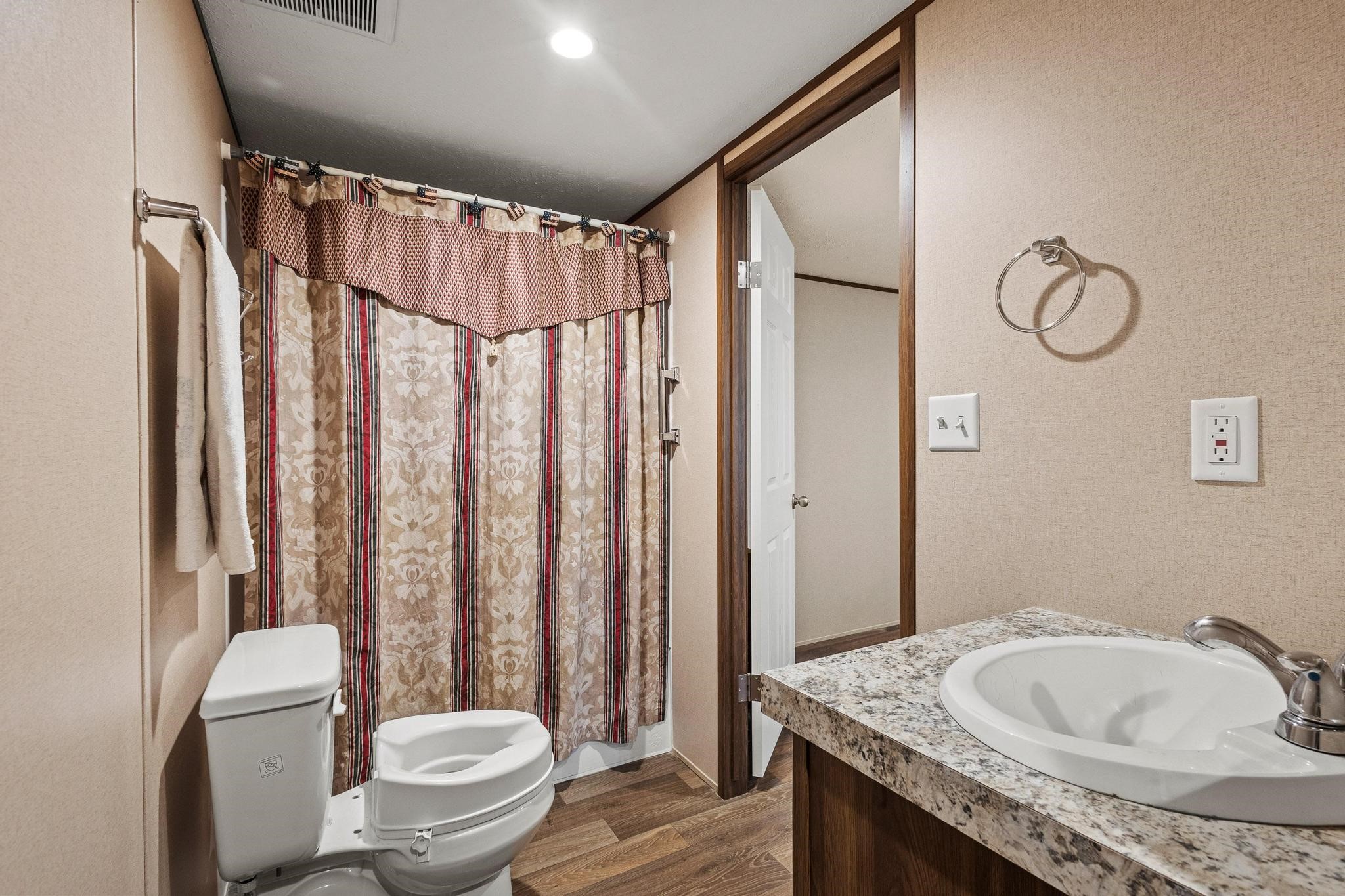 385 Rs County Road 3374 Alba TX 75410