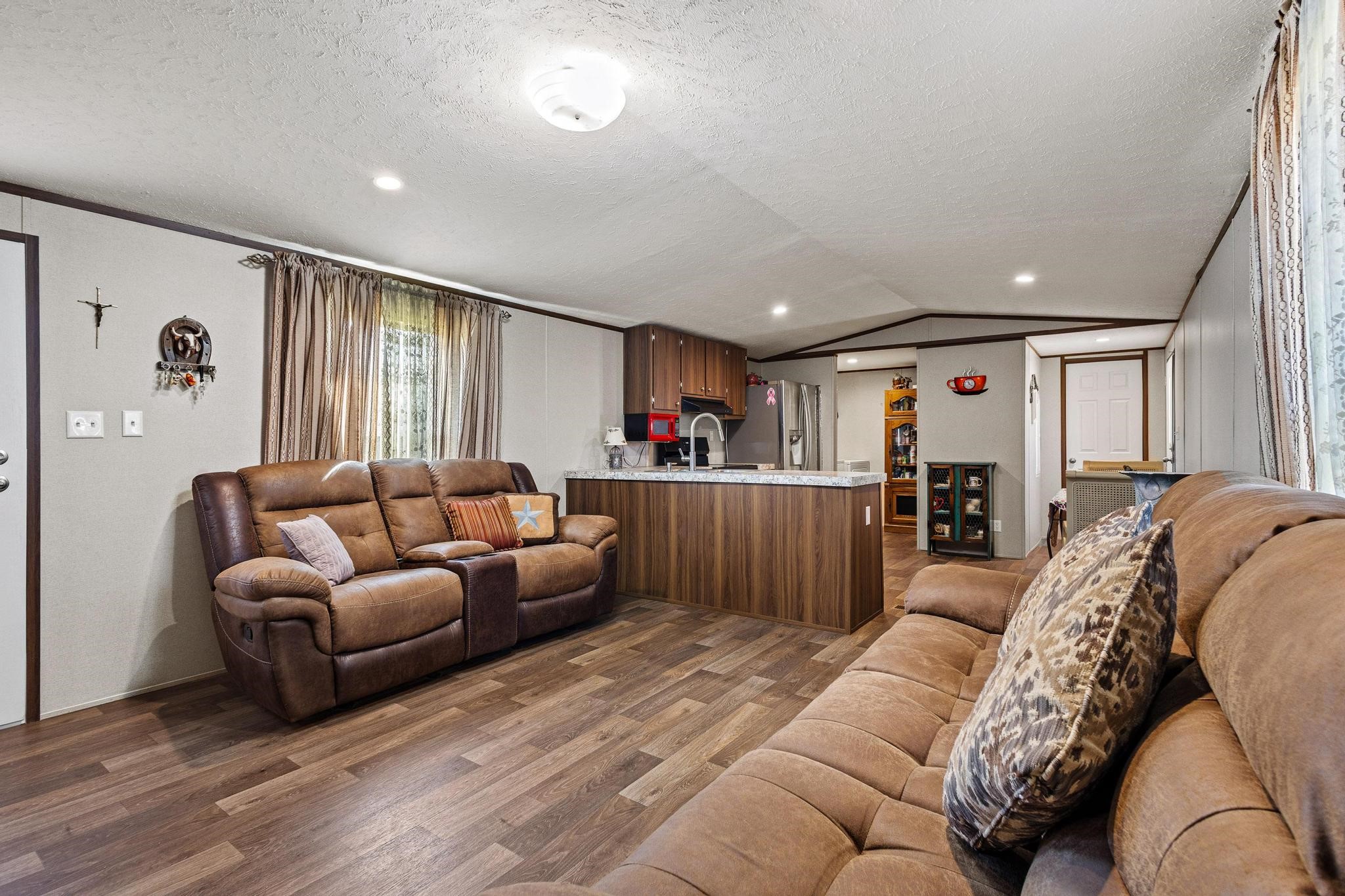 385 Rs County Road 3374 Alba TX 75410