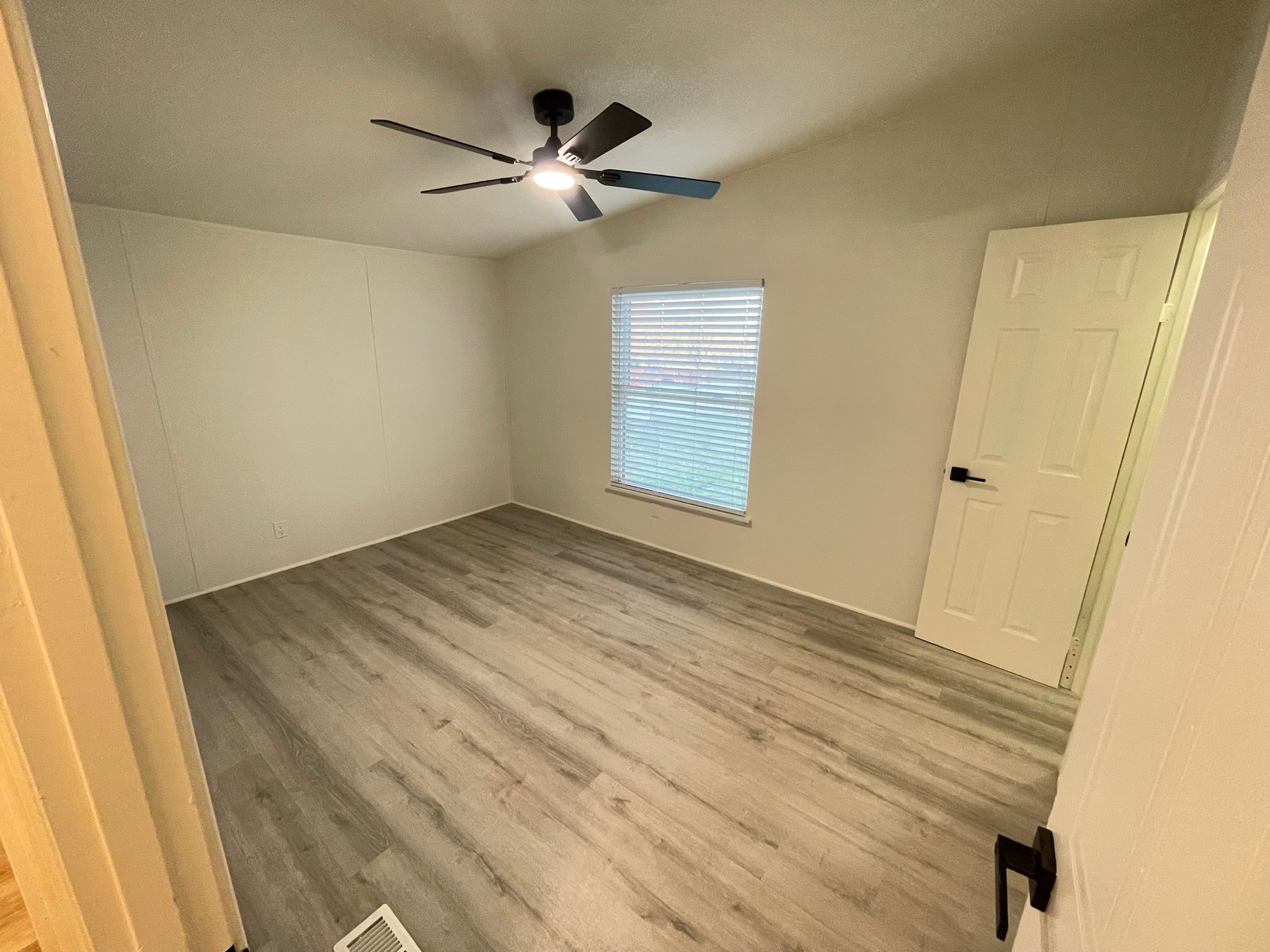 9795 2nd Street Joshua TX 76058