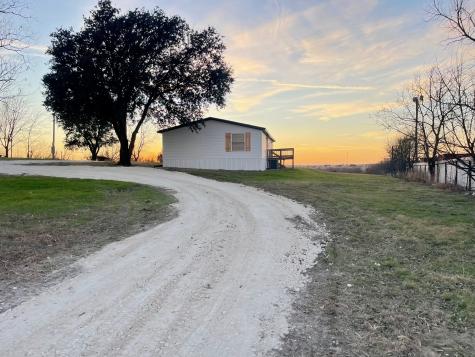 9795 2nd Street Joshua TX 76058