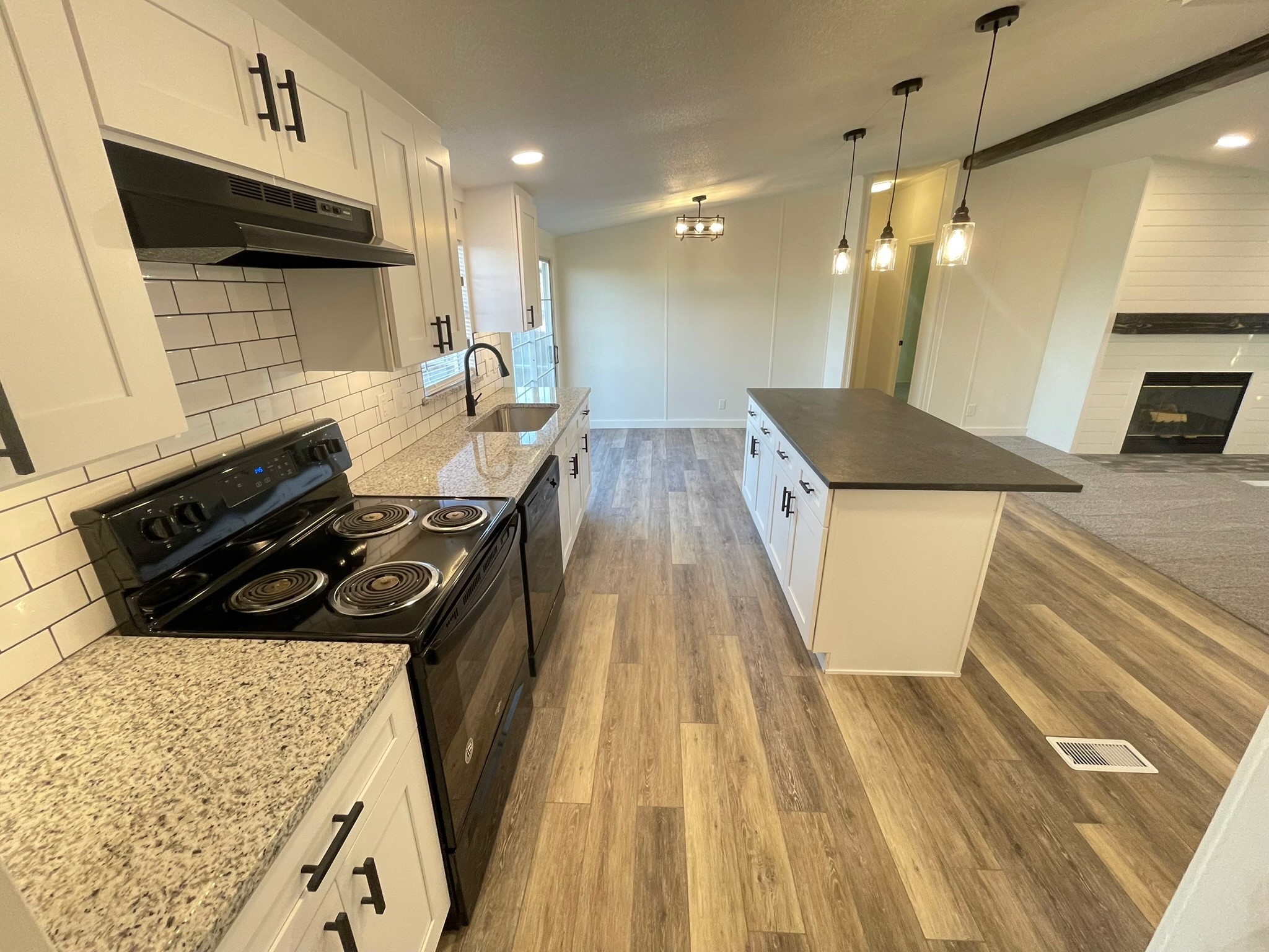 9795 2nd Street Joshua TX 76058