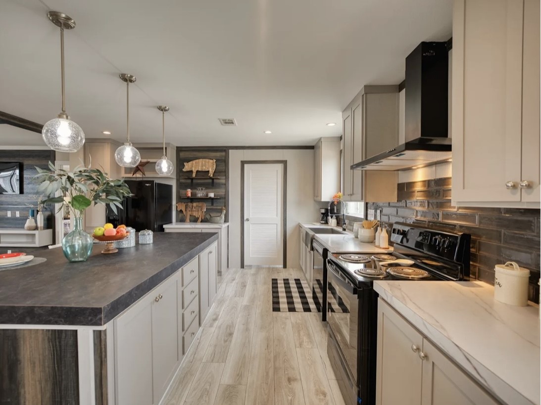 3100 Cochise Court Ferris TX 75125