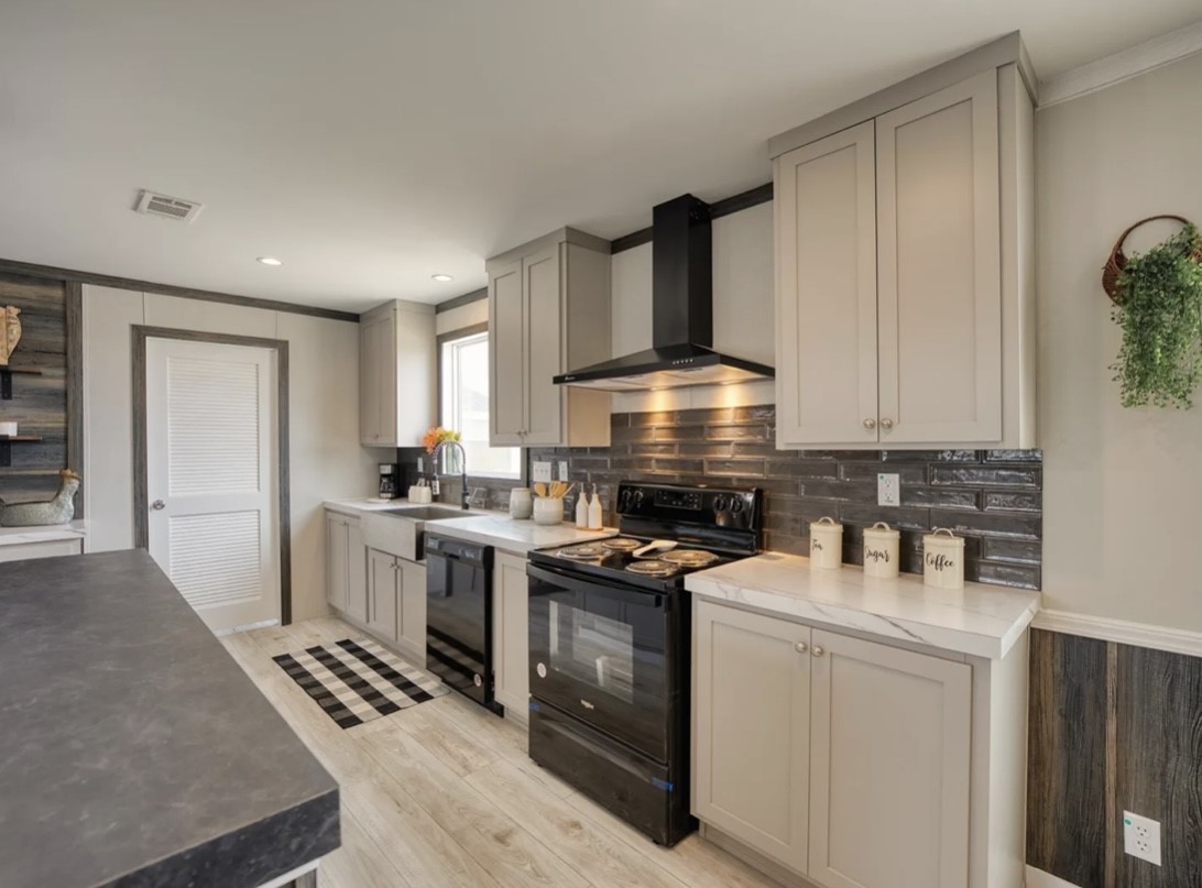 3100 Cochise Court Ferris TX 75125