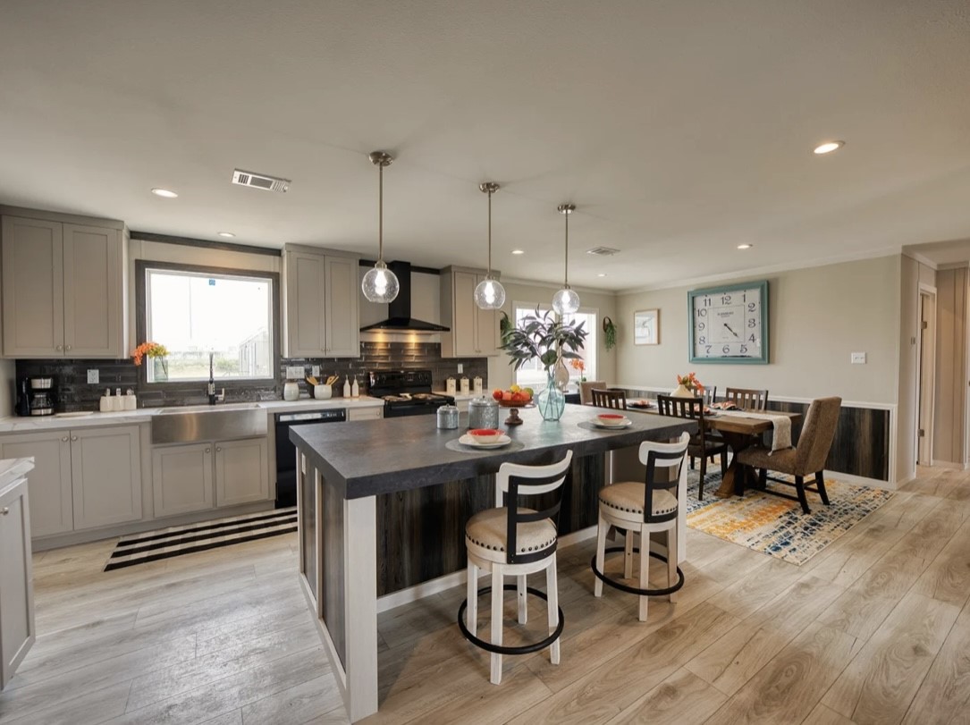 3100 Cochise Court Ferris TX 75125