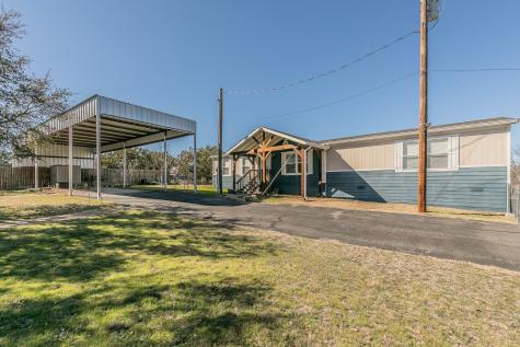 2806 Hilltop Road Granbury TX 76048