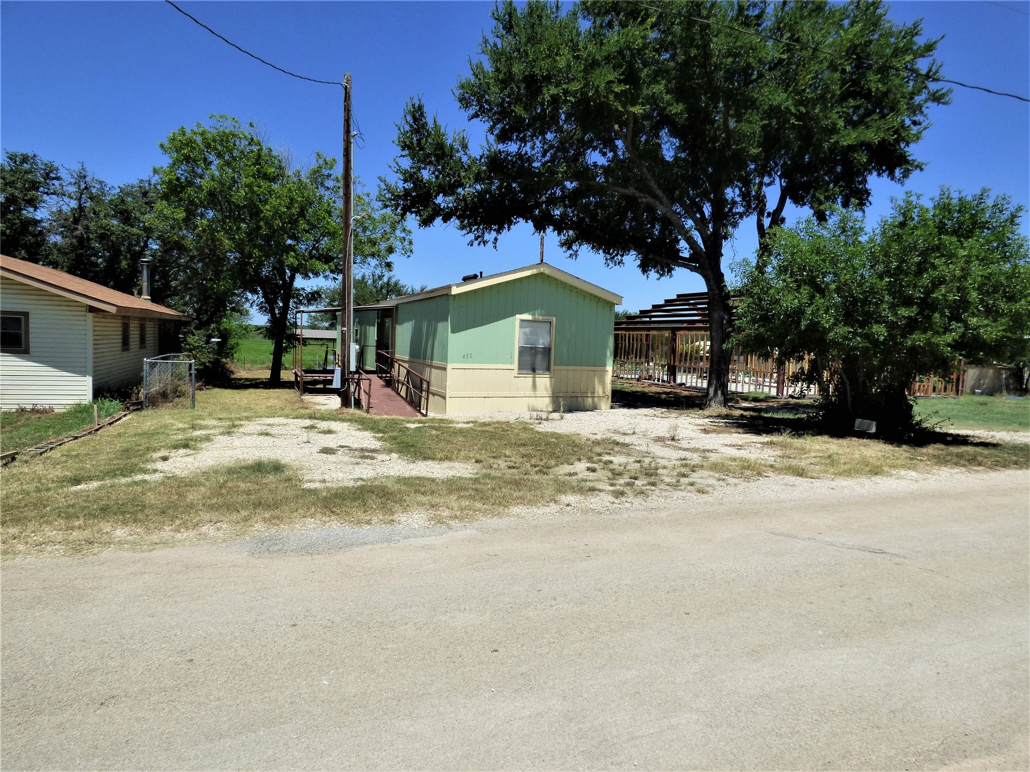 430 County Road 463 Eastland TX 76448