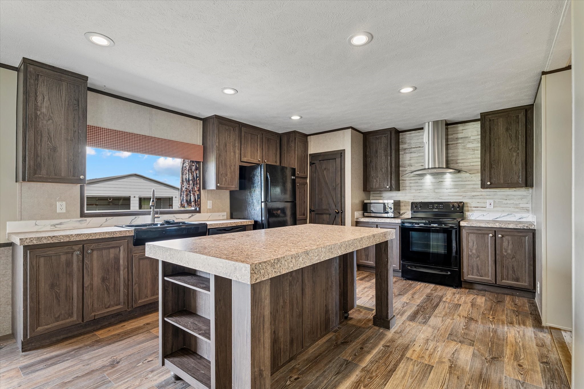 6701 Andrew Court Princeton TX 75407