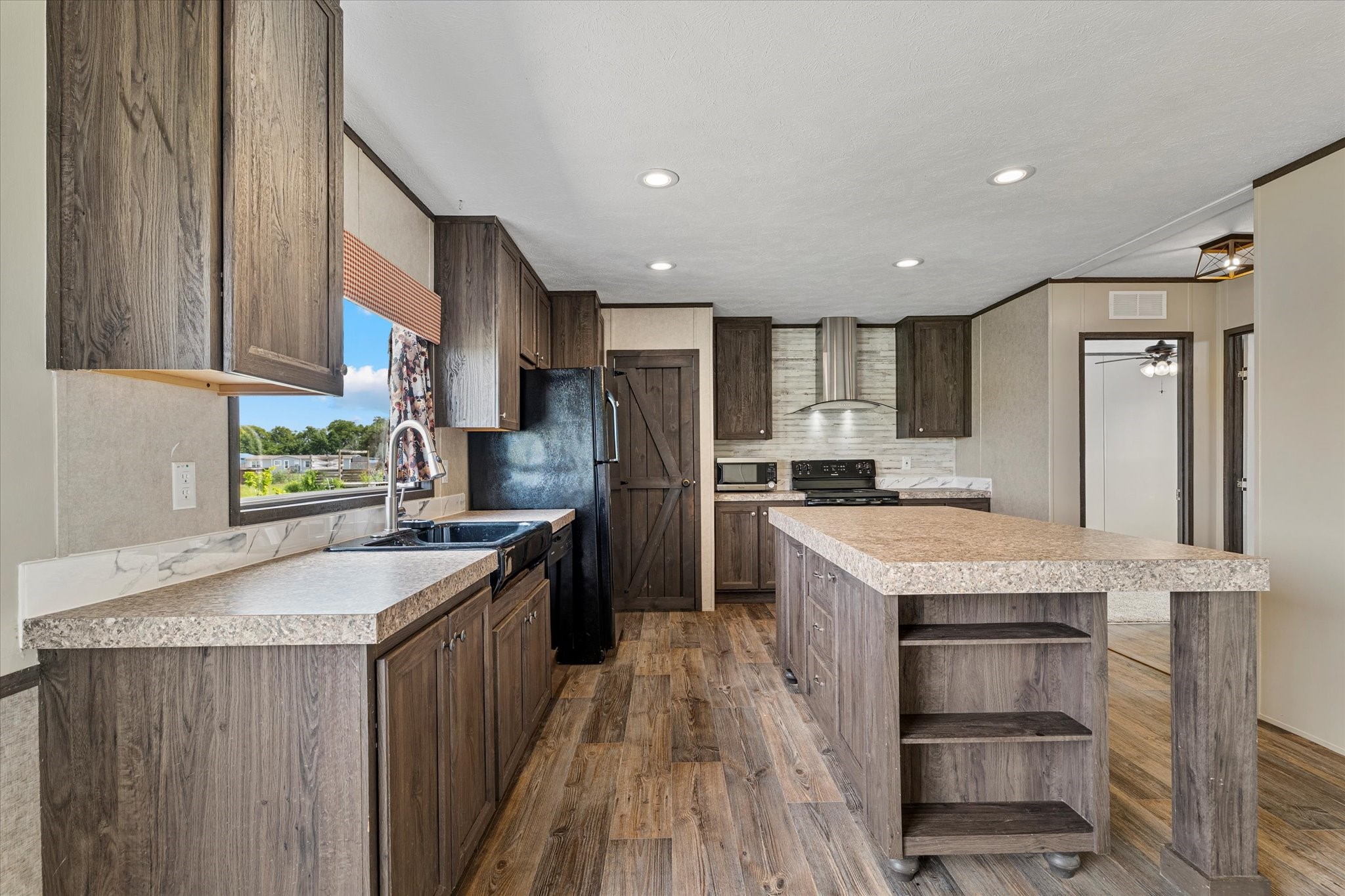 6701 Andrew Court Princeton TX 75407