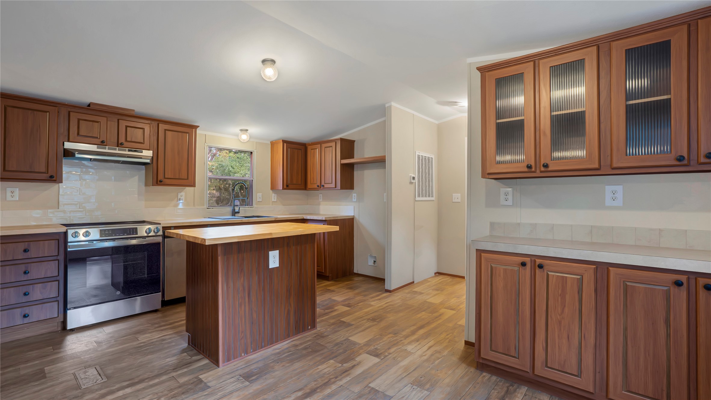 5390 Fm 314 S Larue TX 75770