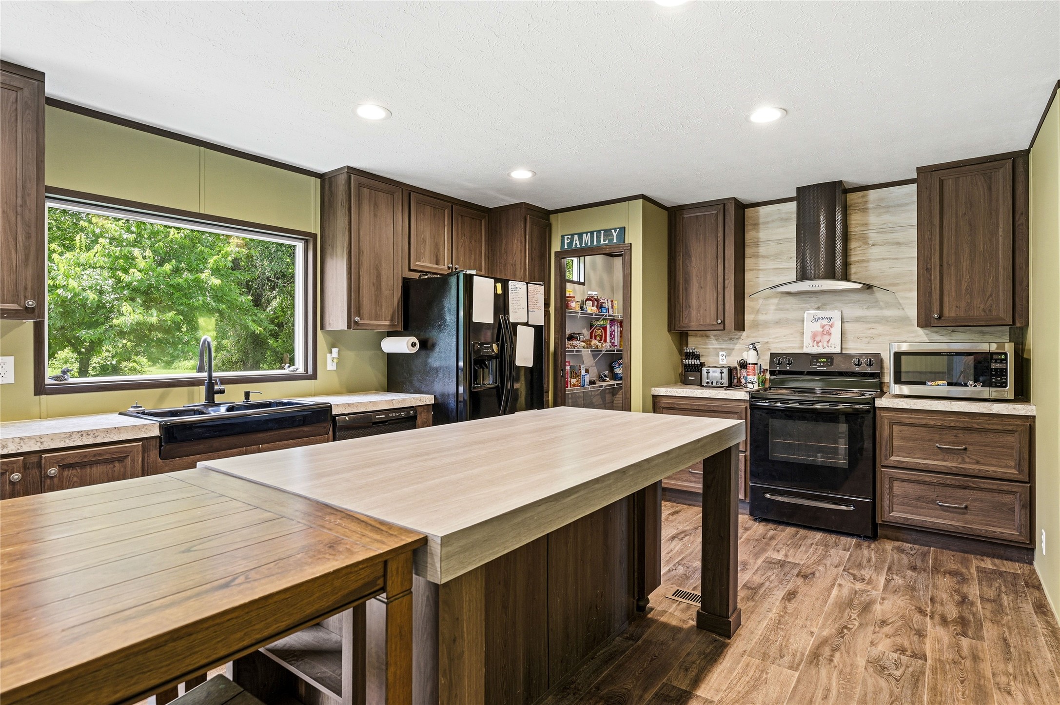 1742 Reynolds Lane Sherman TX 75092