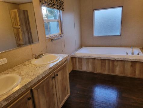 1054 County Road 4455 Trenton TX 75490