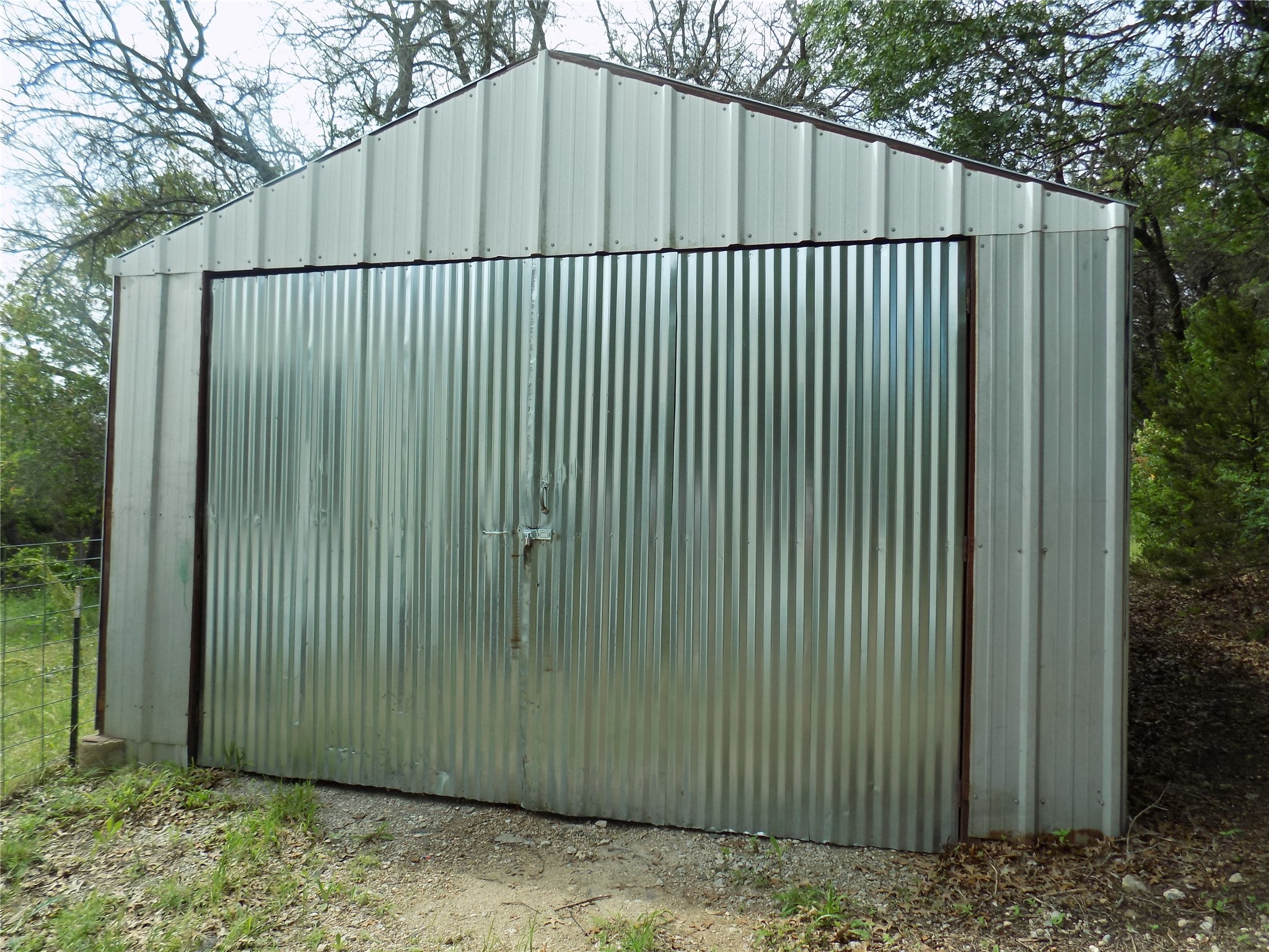 203 S Ridgeview Court Azle TX 76020