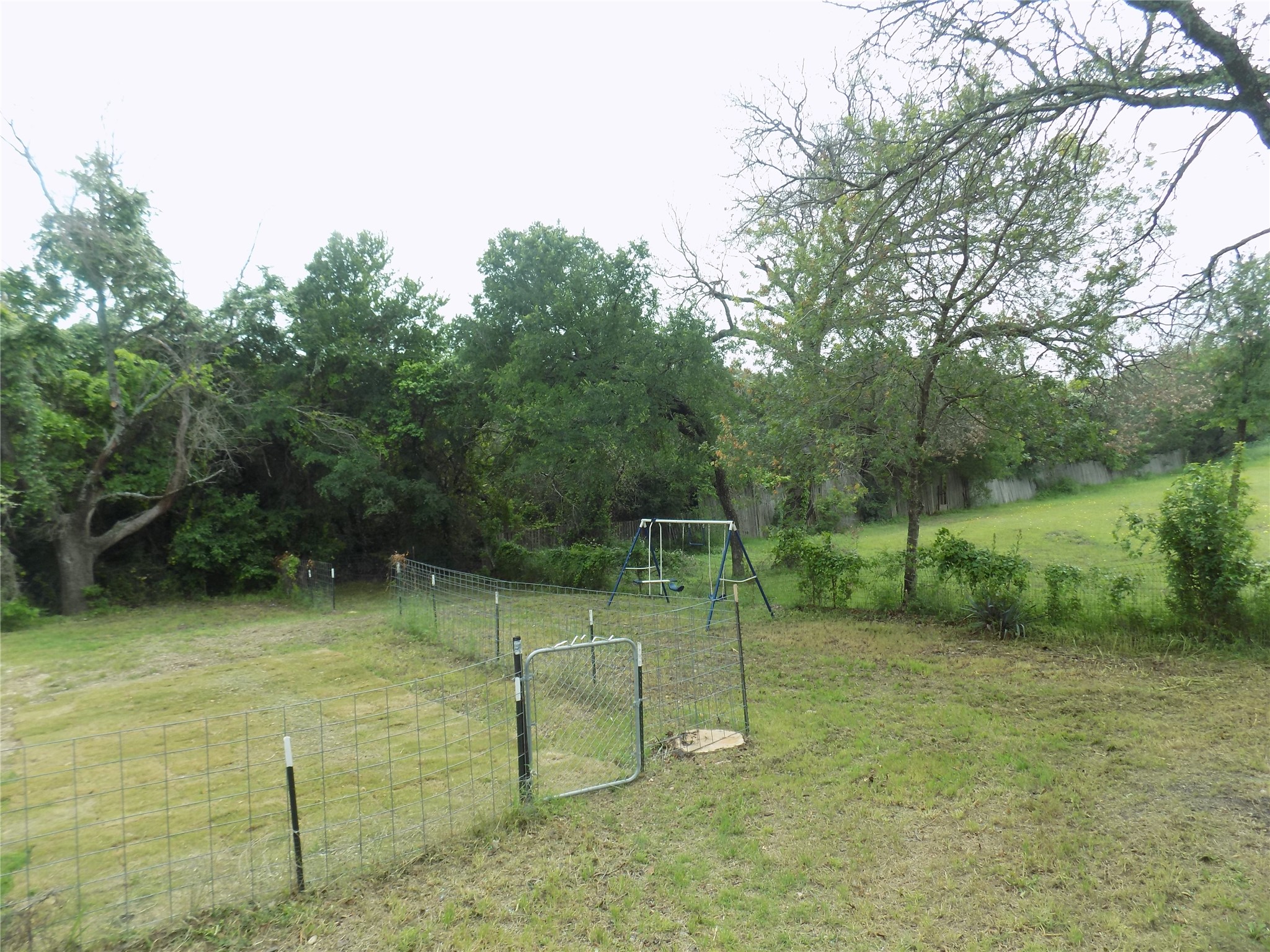 203 S Ridgeview Court Azle TX 76020