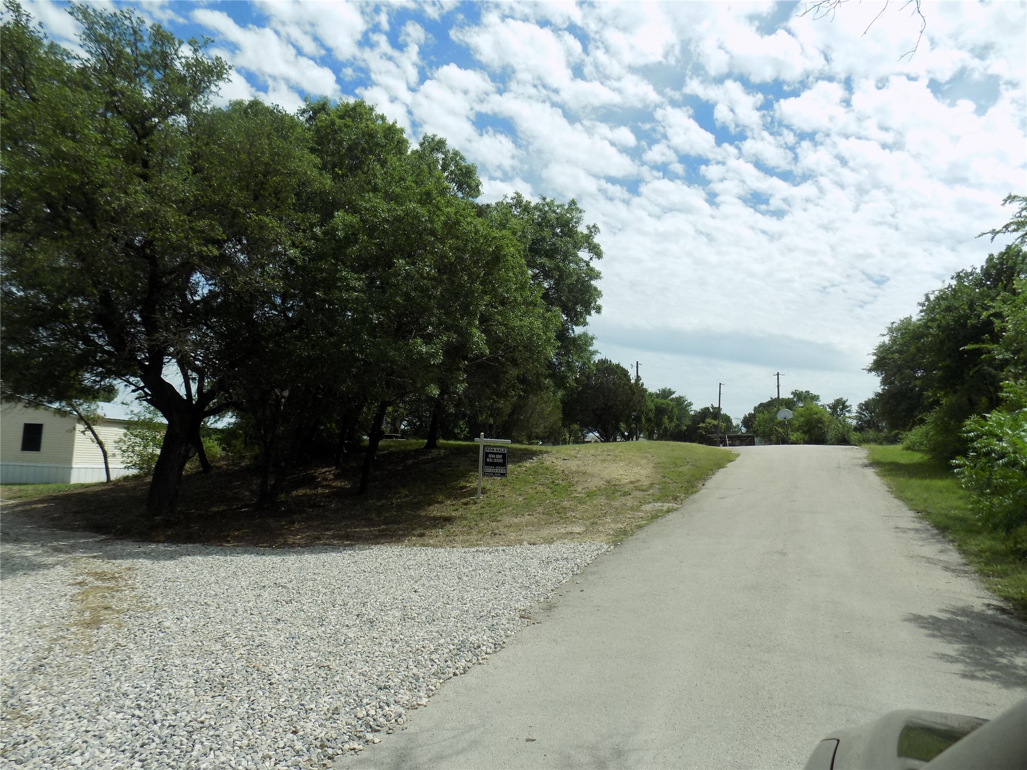 203 S Ridgeview Court Azle TX 76020