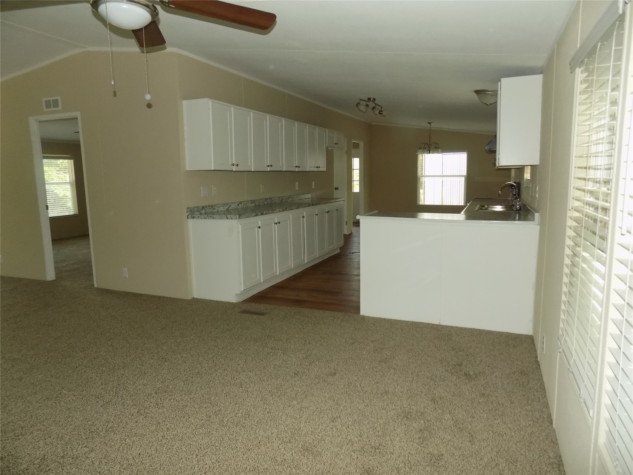 203 S Ridgeview Court Azle TX 76020