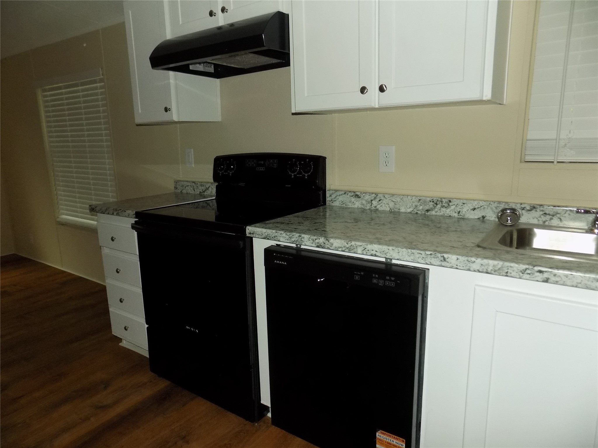 203 S Ridgeview Court Azle TX 76020