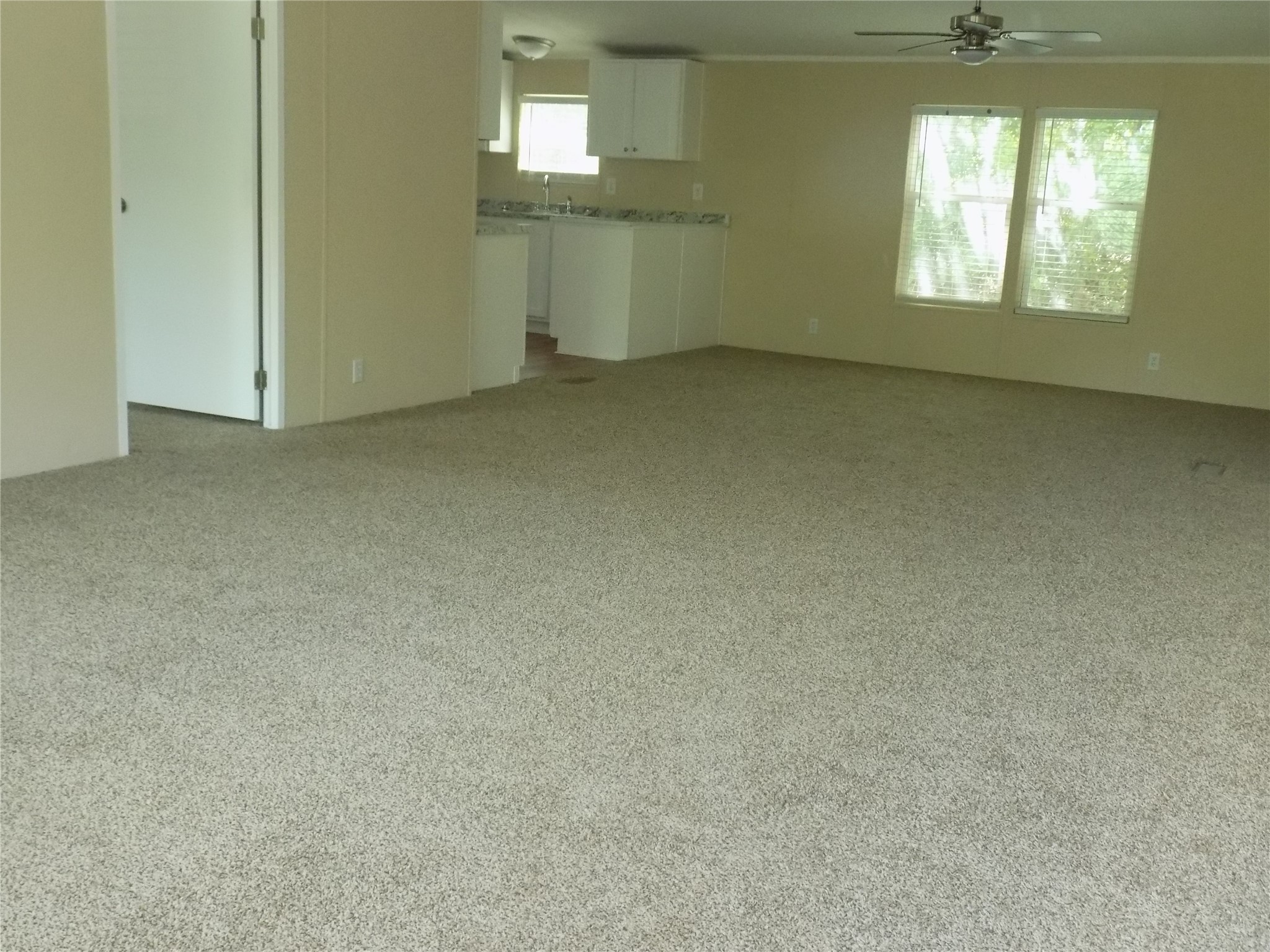 203 S Ridgeview Court Azle TX 76020