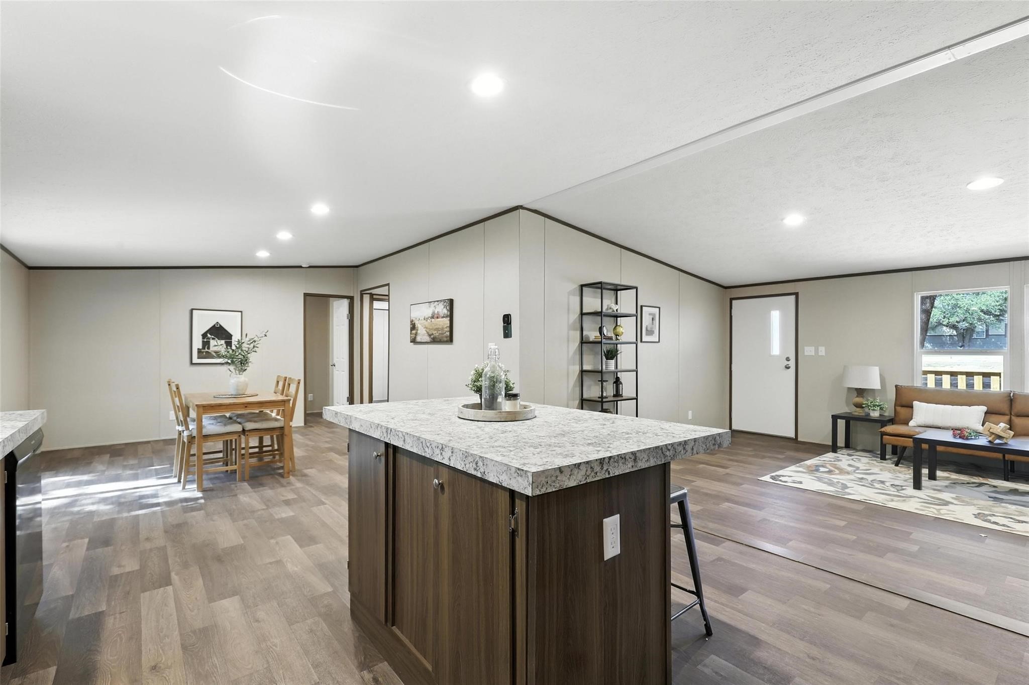 131 Kelly Court Azle TX 76020