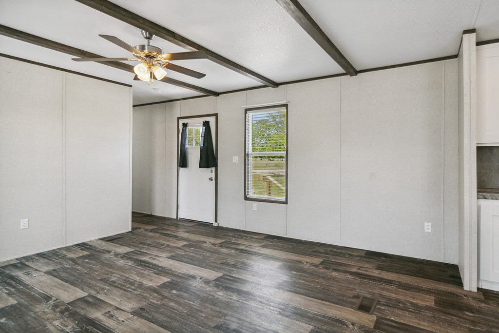 407 SE County Road 3040 Corsicana TX 75109