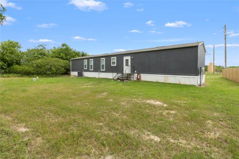 407 SE County Road 3040 Corsicana TX 75109