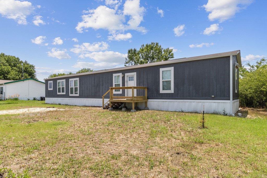 407 SE County Road 3040 Corsicana TX 75109