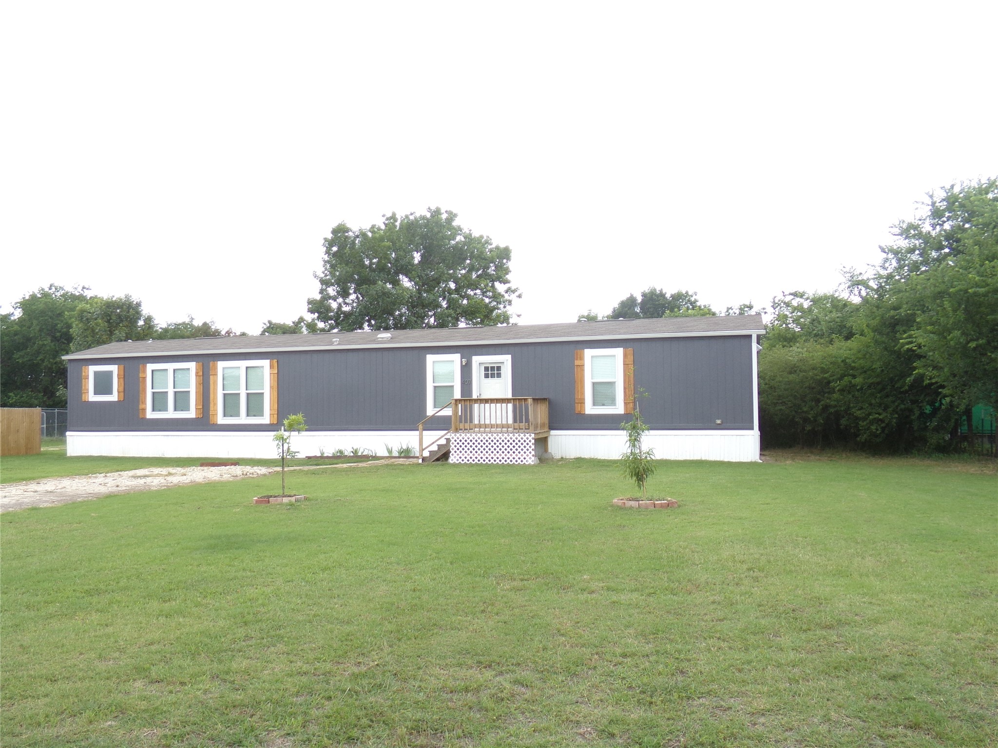 407 SE County Road 3040 Corsicana TX 75109